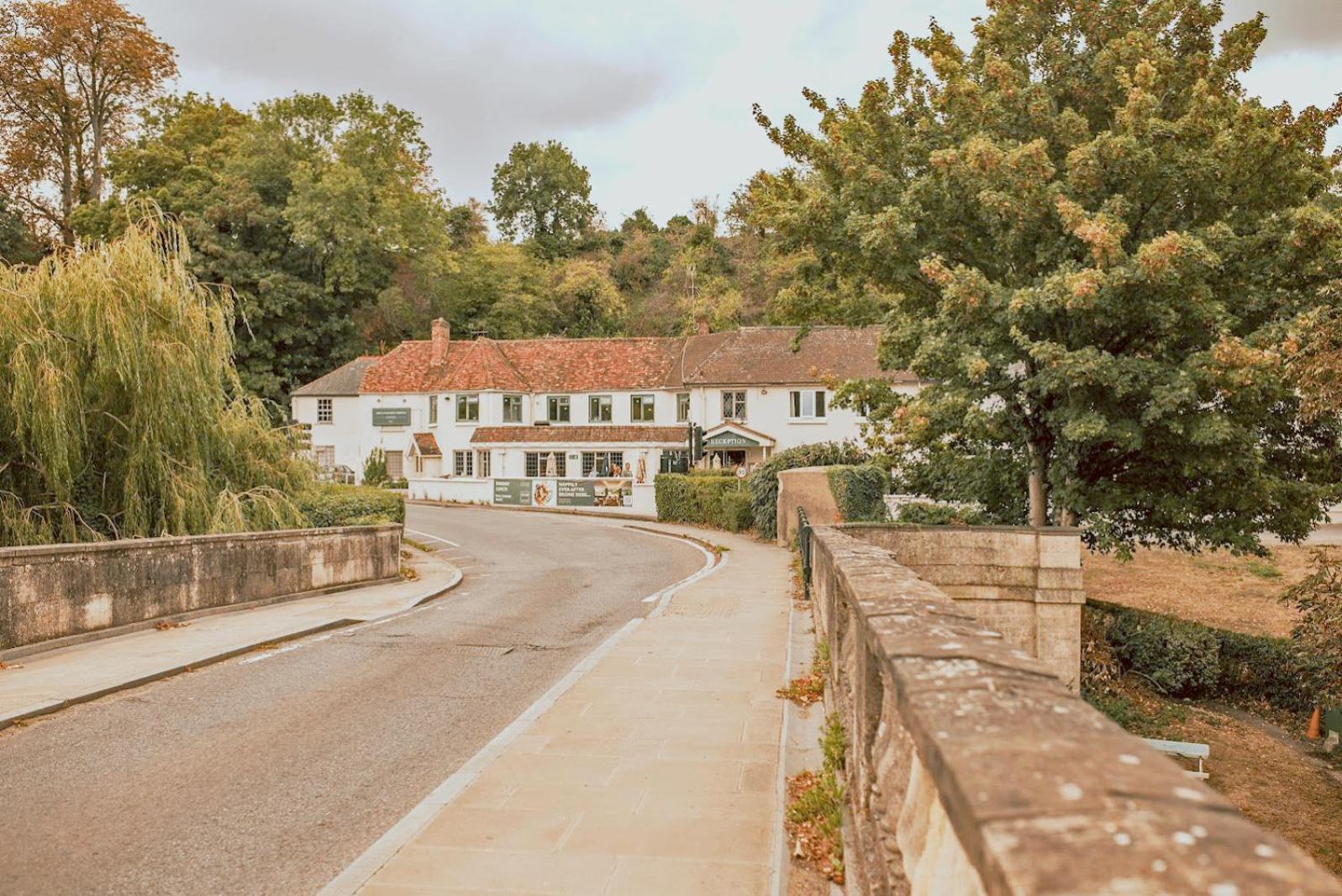 Shillingford Bridge Hotel Wallingford Dış mekan fotoğraf