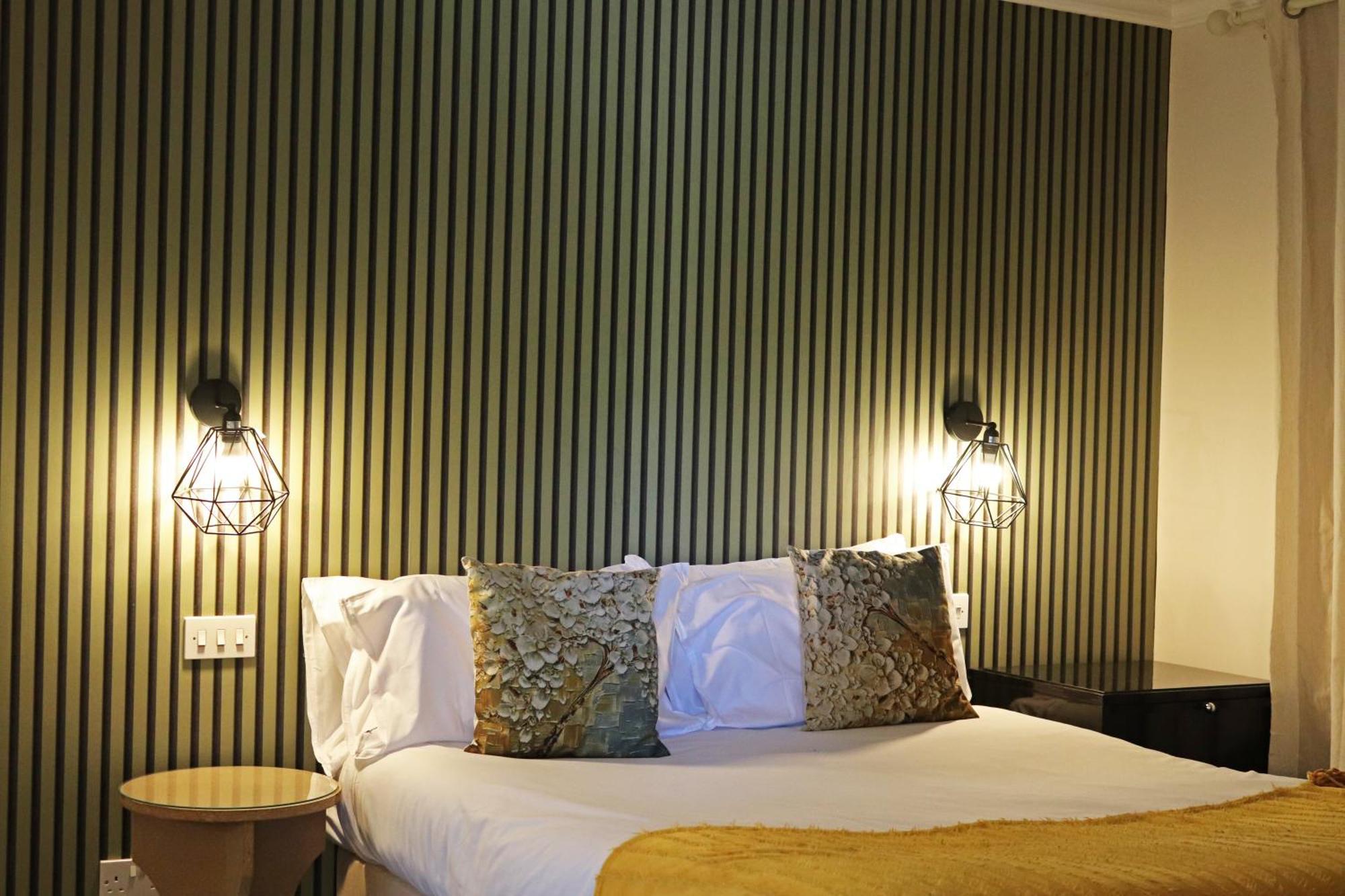 Shillingford Bridge Hotel Wallingford Dış mekan fotoğraf